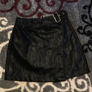 CHELSEA & VIOLET BLACK FAUX SUEDE SKIRT- NWT SIZE SMALL